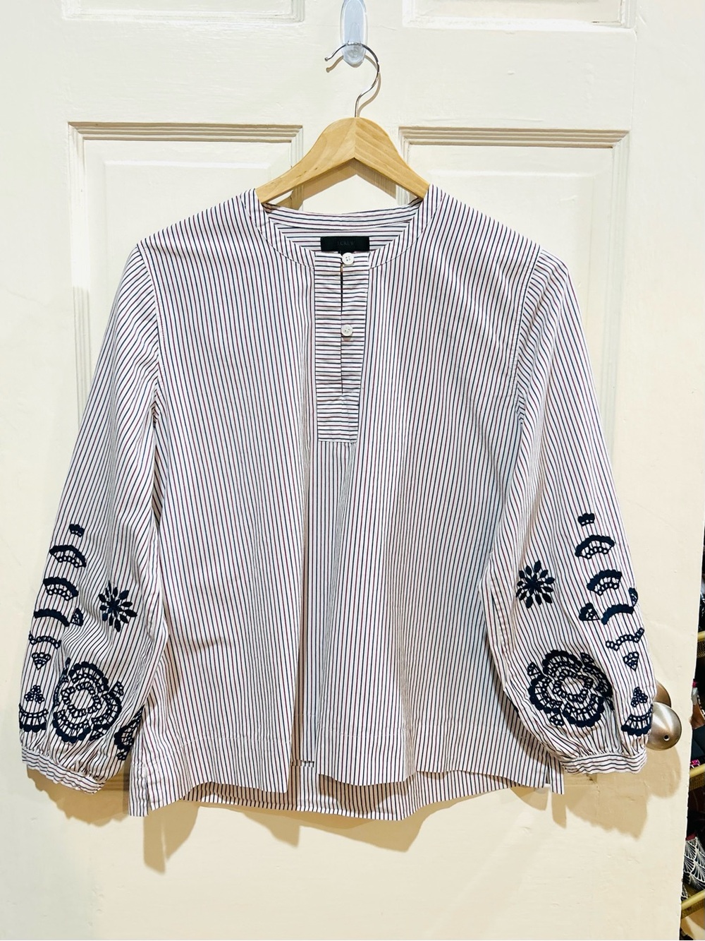 J. Crew Pinstripe Embroidered Balloon Sleeve Peasant Top Preppy Boho Size MP